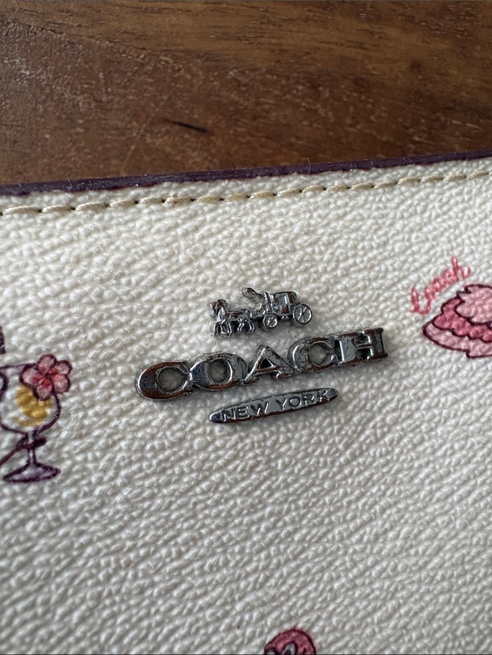 Coach Cream Leather Wallet with Pink Flamingo Print - Picture 8 of 8